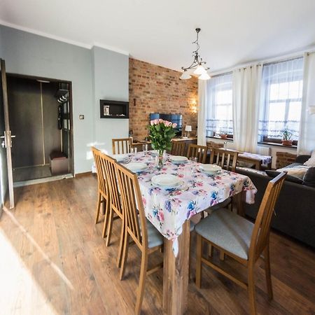 Apartamenty Izerskie - Ul. Wczasowa 8 Świeradów-Zdrój エクステリア 写真