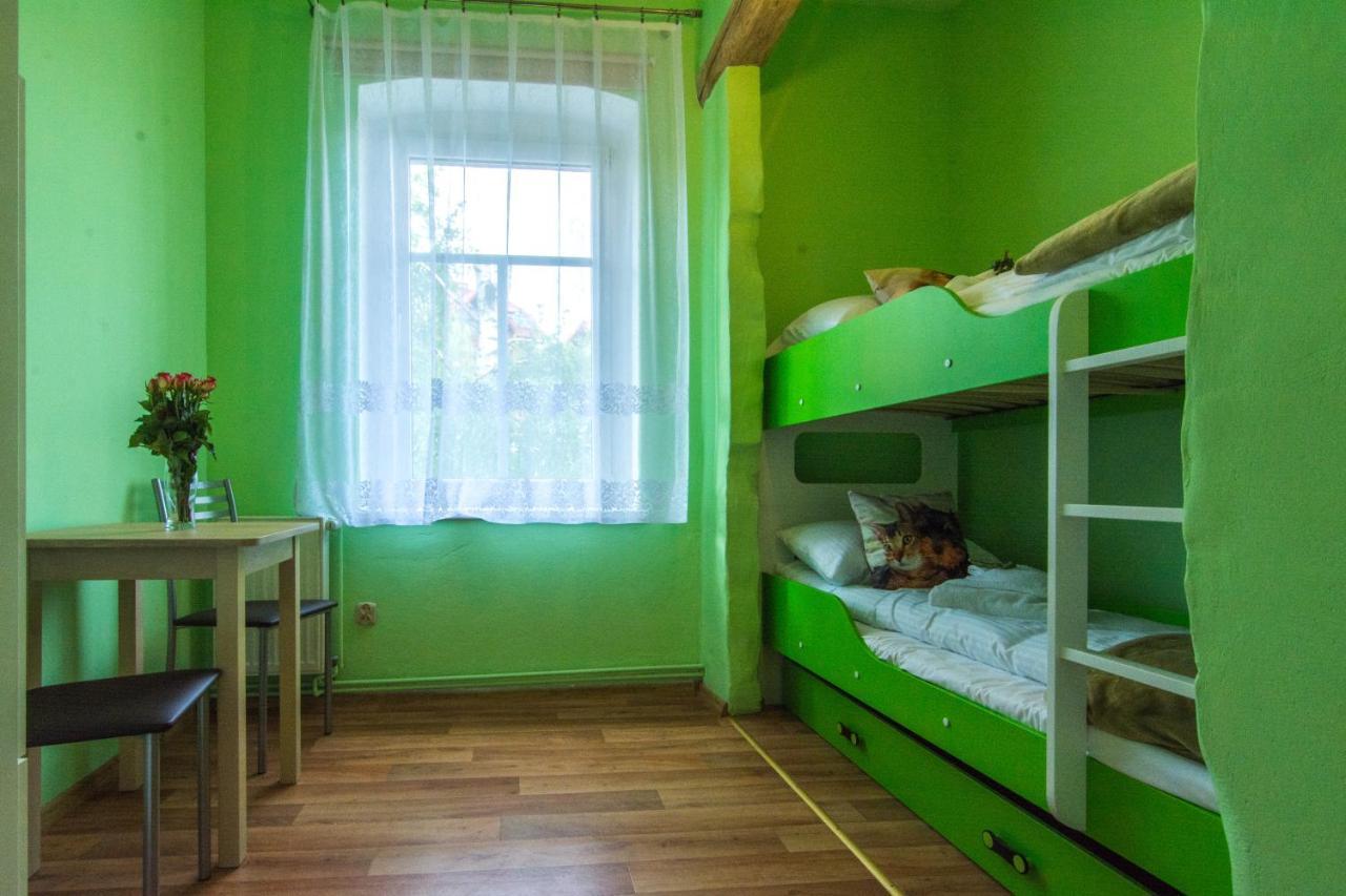 Apartamenty Izerskie - Ul. Wczasowa 8 Świeradów-Zdrój エクステリア 写真